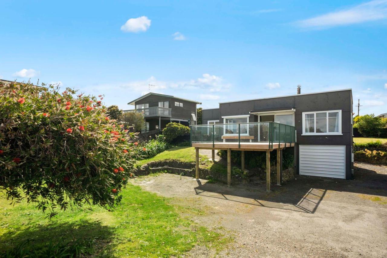 The Green Trout - Paraparaumu Beach Holiday Home Dış mekan fotoğraf